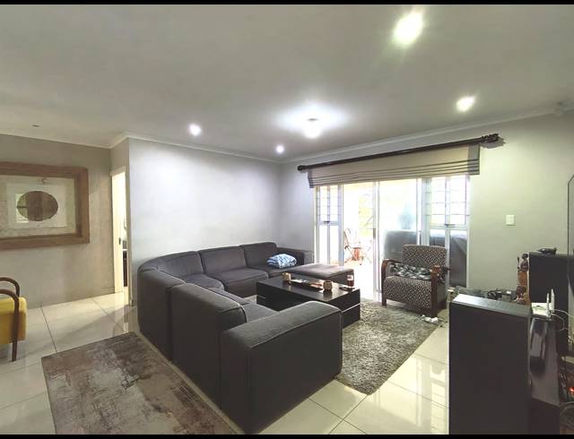 3 BEDROOM APARTMENT FOR SALE IN SHORTENS COUNTRY ESTATE